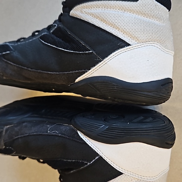 Asics wrestling shoes - Picture 12 of 16
